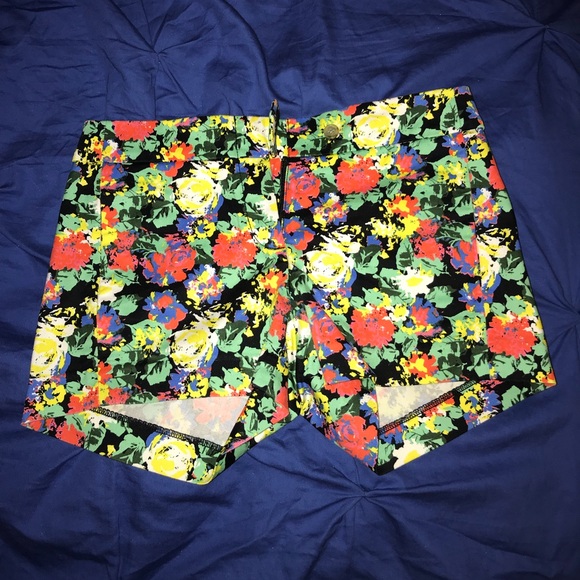 Jcrew Patterned Shorts (SOLD) - Picture 1 of 3
